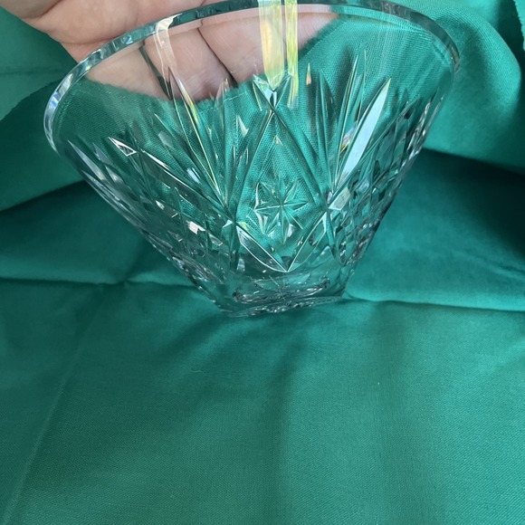 Vintage WATERFORD Innisfree Pattern Cut Lead Crystal 6" Diameter Tapered Bowl - Picture 4 of 11